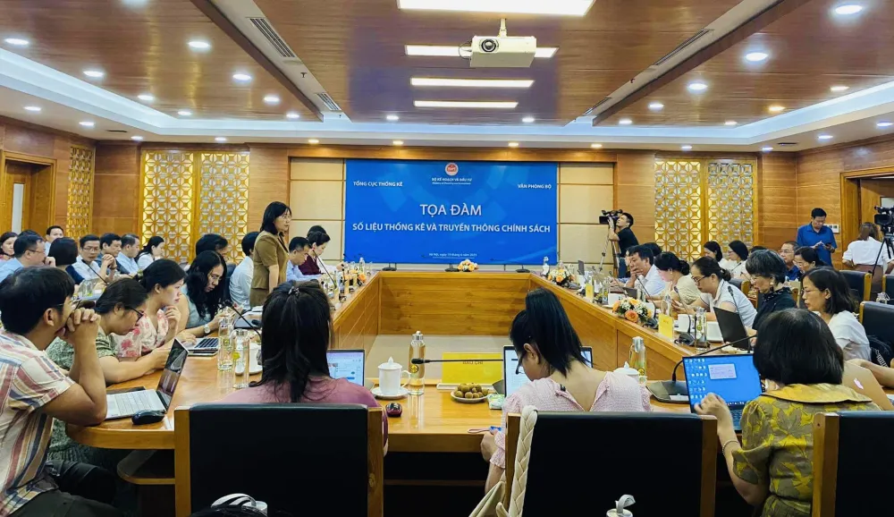 Quang cảnh cuộc tọa đàm