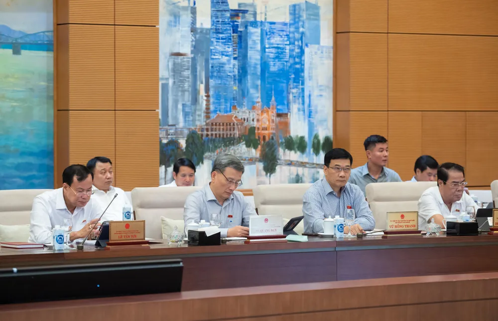 Các đại biểu dự họp. Ảnh: VIẾT CHUNG Các đại biểu dự họp. Ảnh: VIẾT CHUNG