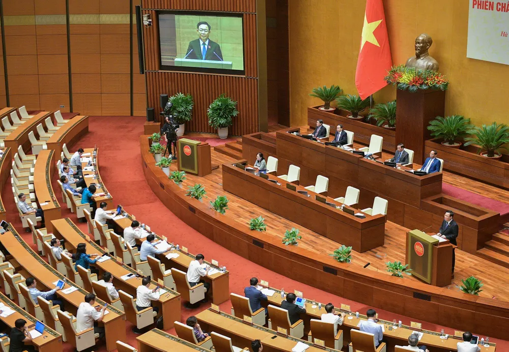 Quang cảnh hội trường Diên Hồng. Ảnh: VIẾT CHUNG