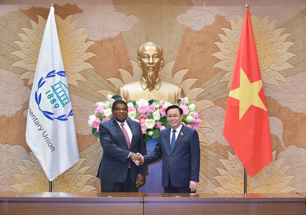 Chủ tịch Quốc hội Vương Đình Huệ và Tổng thư ký IPU Martin Chungong