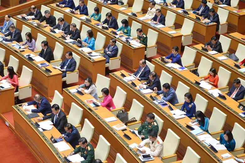 Quang cảnh hội trường Diên Hồng