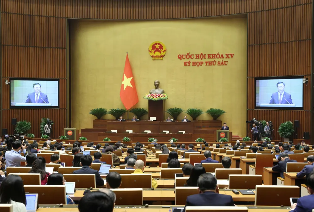 Quang cảnh hội trường Diên Hồng phiên bế mạc kỳ họp. Ảnh: QUANG PHÚC Quang cảnh hội trường Diên Hồng phiên bế mạc kỳ họp. Ảnh: QUANG PHÚC