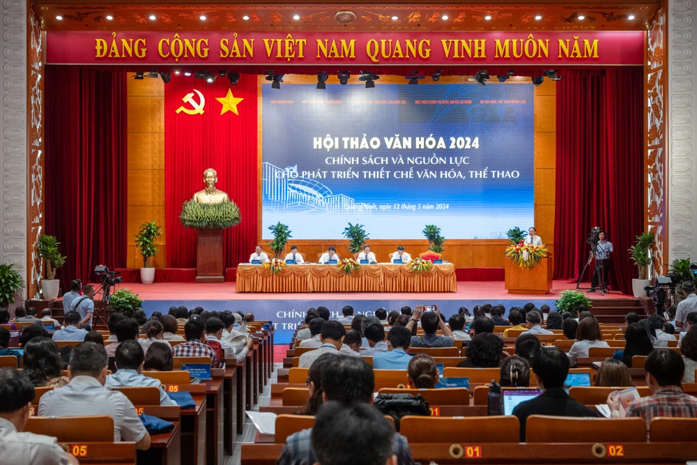 Quang cảnh hội thảo. Ảnh: Media Quốc hội HTVH 12-5.jpeg