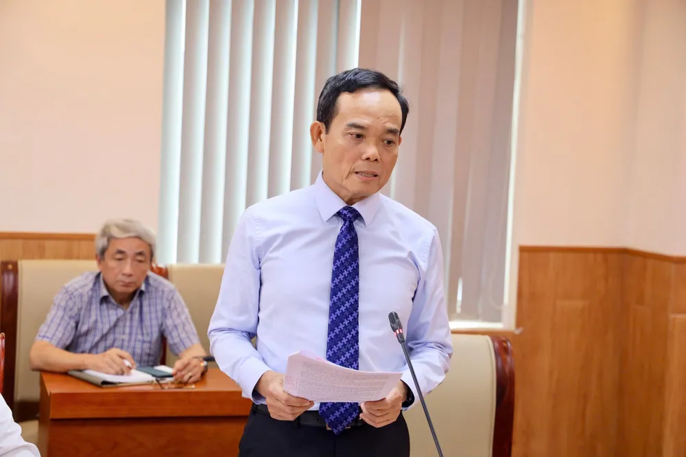 Đồng chí Trần Lưu Quang, Trưởng Ban Chính sách, chiến lược Trung ương trình bày báo cáo đánh giá, đề xuất cơ chế, chính sách quản lý hiệu quả thị trường vàng LƯU QUANG 28.jpeg