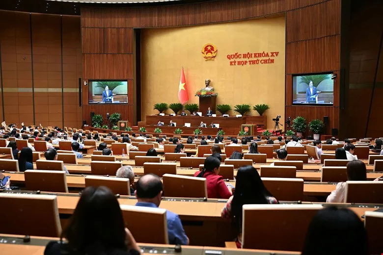 Quang cảnh phiên thảo luận. Ảnh: VIẾT CHUNG Quang cảnh thảo luận .jpg