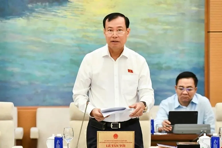 Chủ nhiệm Ủy ban Quốc phòng, An ninh và Đối ngoại Lê Tấn Tới TỚI.jpg