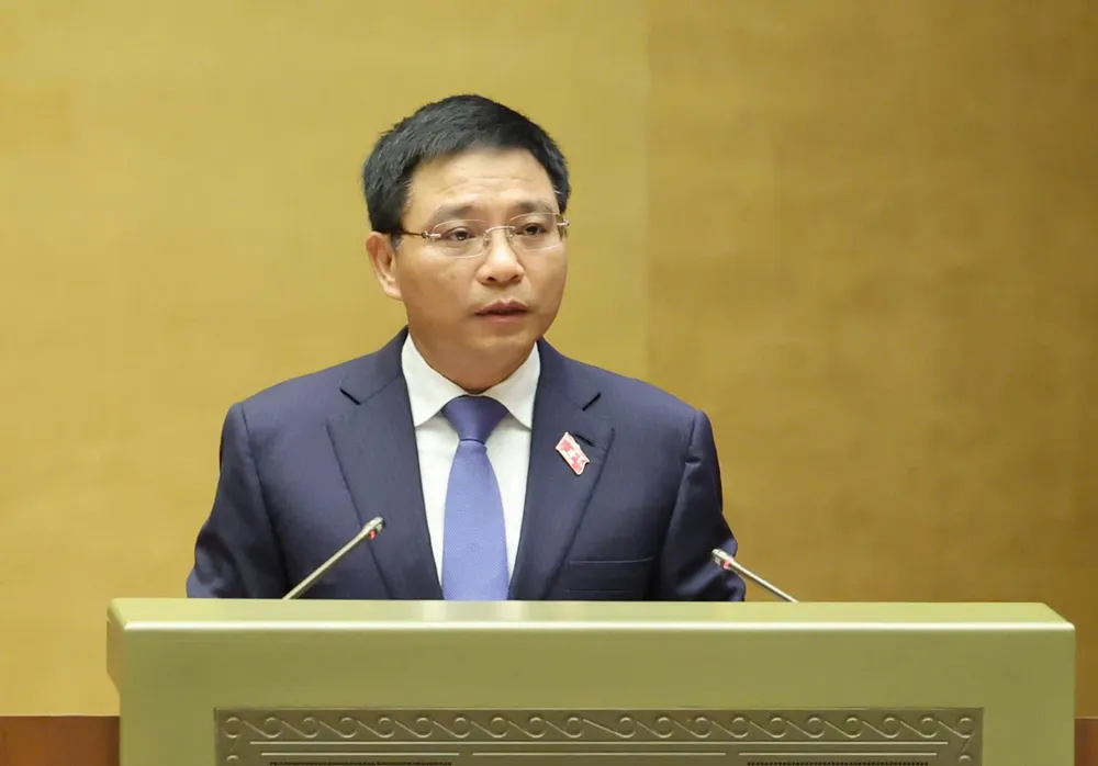 Bộ trưởng Bộ Tài chính Nguyễn Văn Thắng trả lời chất vấn. Ảnh: QUANG PHÚC THẮNG 2a.jpeg