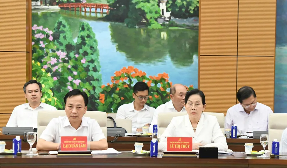 Đại biểu dự họp. Ảnh: VIẾT CHUNG DỰ 15.jpg