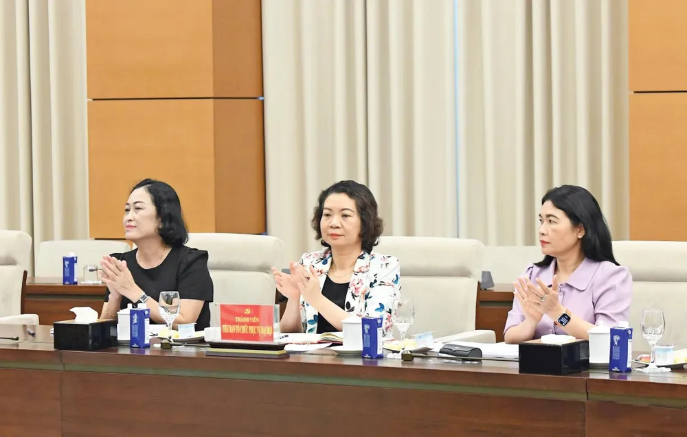 Đại biểu dự hội nghị DỰ 17.jpeg