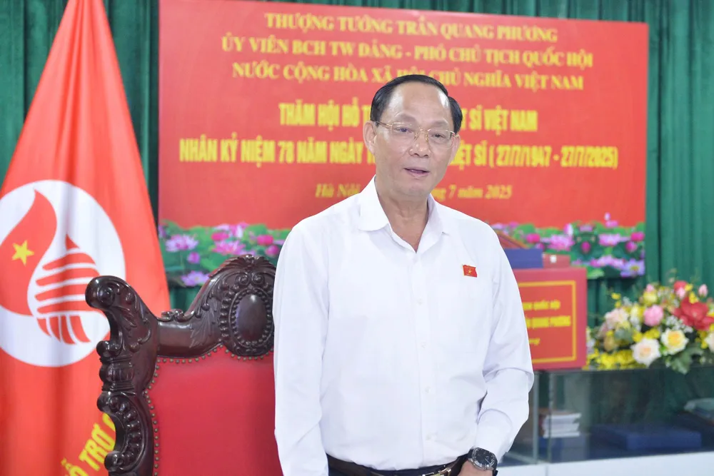 Phó Chủ tịch Quốc hội, Thượng tướng Trần Quang Phương phát biểu