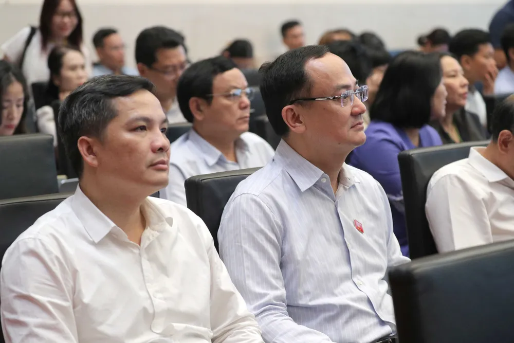Đại biểu dự diễn đàn. Ảnh: HỒ LONG Các đại biểu dự Diễn đàn 4.jpg