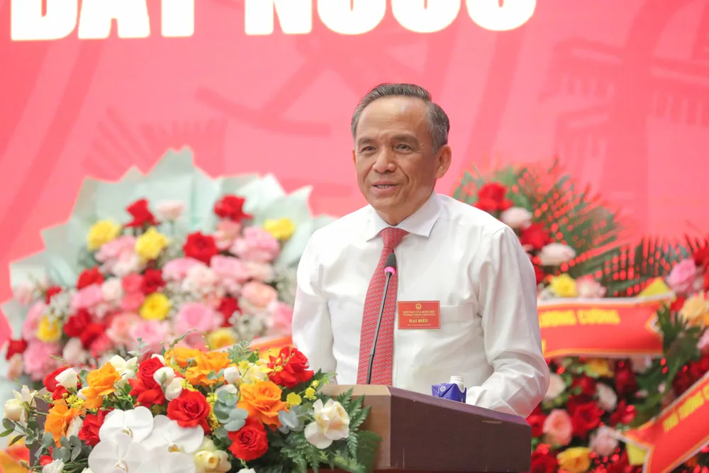 Ông Lê Hoàng Châu, Chủ tịch Hiệp hội Bất động sản TPHCM tham luận LÊ HOÀNG CHÂU.jpg
