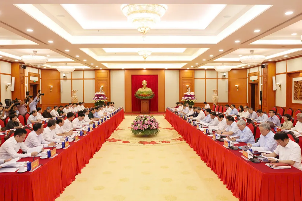 Quang cảnh cuộc làm việc. Ảnh: QUANG PHÚC QUANG CẢNH CUỘC LÀM VIỆC.jpeg