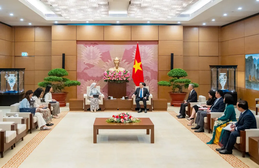 Quang cảnh buổi tiếp. Ảnh: VIẾT CHUNG QC .jpeg
