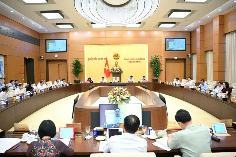 Quang cảnh phiên họp QUANG CẢNH 12.jpg