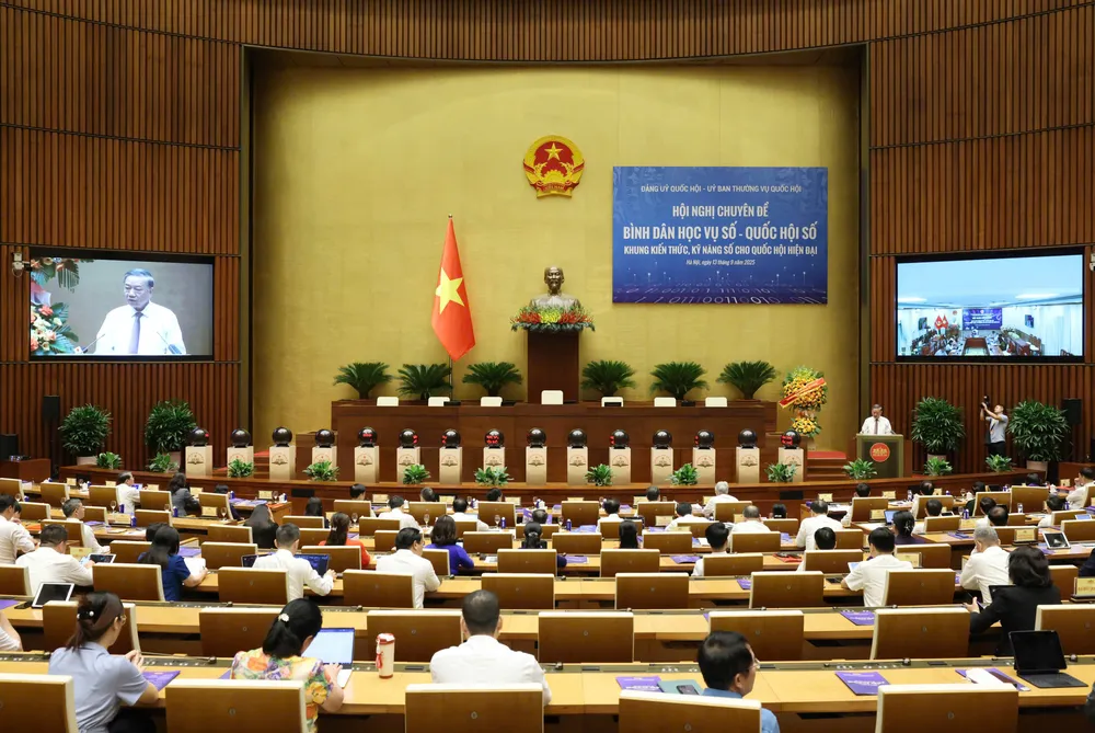 Quang cảnh hội nghị. Ảnh: QUANG PHÚC QUANG CẢNH TÔ LÂM.jpeg