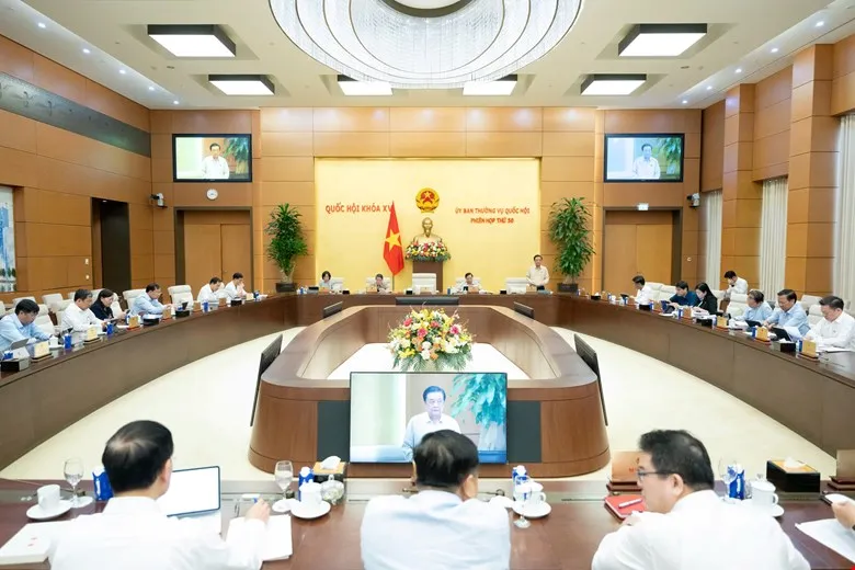Quang cảnh phiên họp QC .jpg