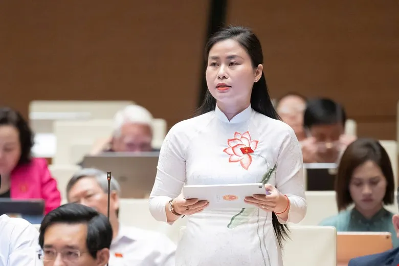 ĐB Đặng Thị Bảo Trinh (Đà Nẵng). Ảnh: QUANG PHÚC BẢO TRINH .jpg