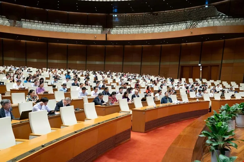 Hội trường Diên Hồng chiều 29-10. Ảnh: VIẾT CHUNG QCC.jpg