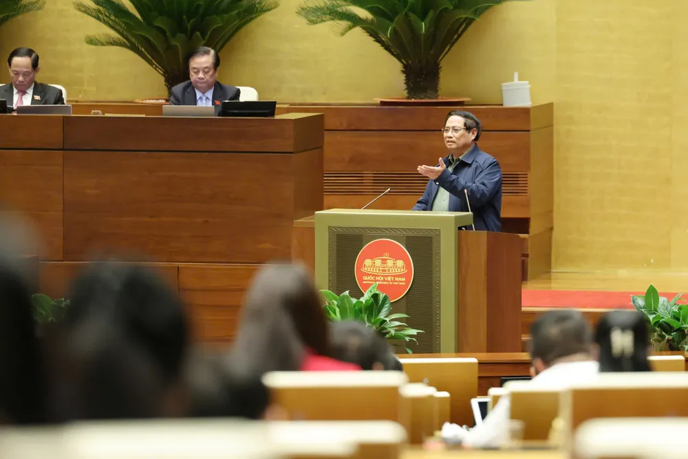 Thủ tướng Chính phủ Phạm Minh Chính phát biểu trước Quốc hội, chiều 30-10. Ảnh: QUANG PHÚC CHÍNH 30b.jpeg