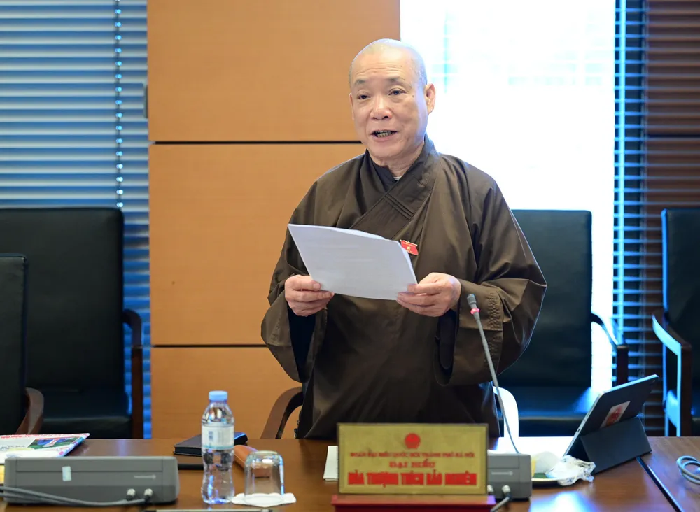 ティク・バオ・ギエム副議員(ハノイ)。写真:ド・チュン THÍCH BẢO NGHIÊM.jpg