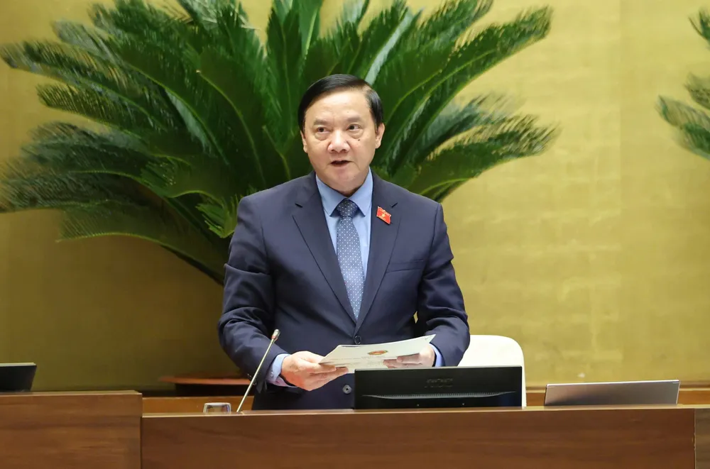 Phó Chủ tịch Quốc hội Nguyễn Khắc Định điều hành phiên họp. Ảnh: QUANG PHÚC 