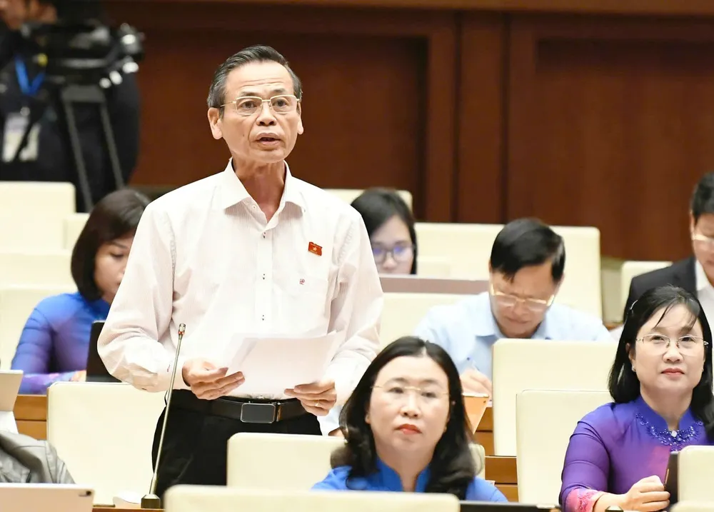 TRẦN HỮU HẬU .jpg