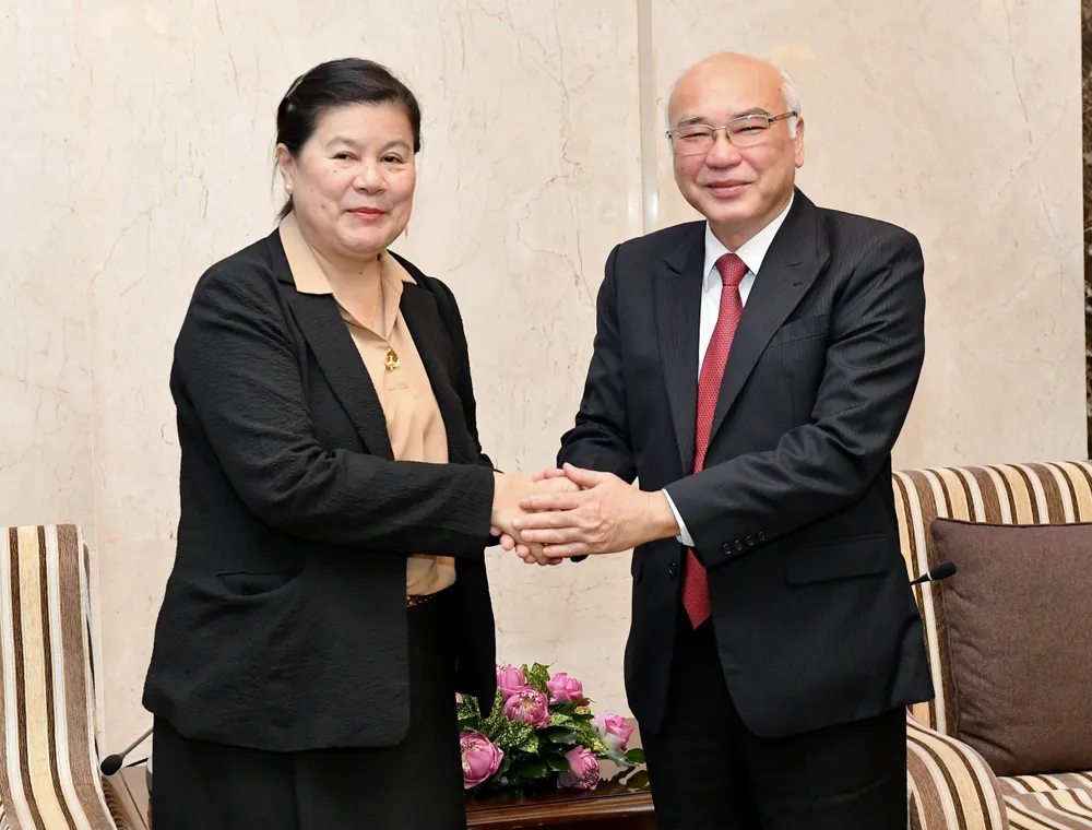 Đồng chí Phan Nguyễn Như Khuê tiếp đồng chí Vilavone Phanthavong. Ảnh: VIỆT DŨNG Đồng chí Phan Nguyễn Như Khuê tiếp đồng chí Vilavone Phanthavong. Ảnh: VIỆT DŨNG