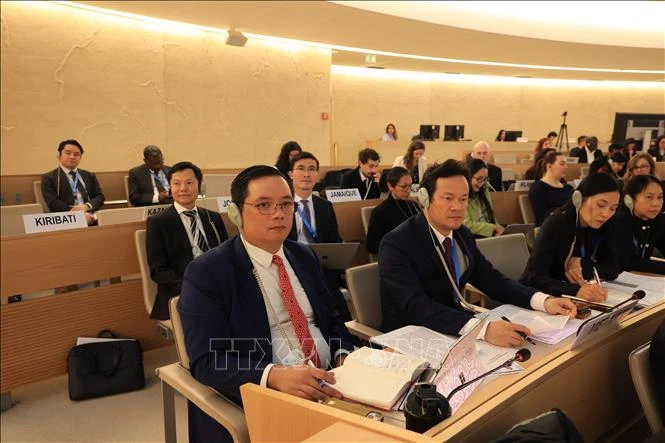 Đoàn Việt Nam tham gia khóa họp lần thứ 58 Hội đồng Nhân quyền LHQ. Ảnh: TTXVN VN.jpg