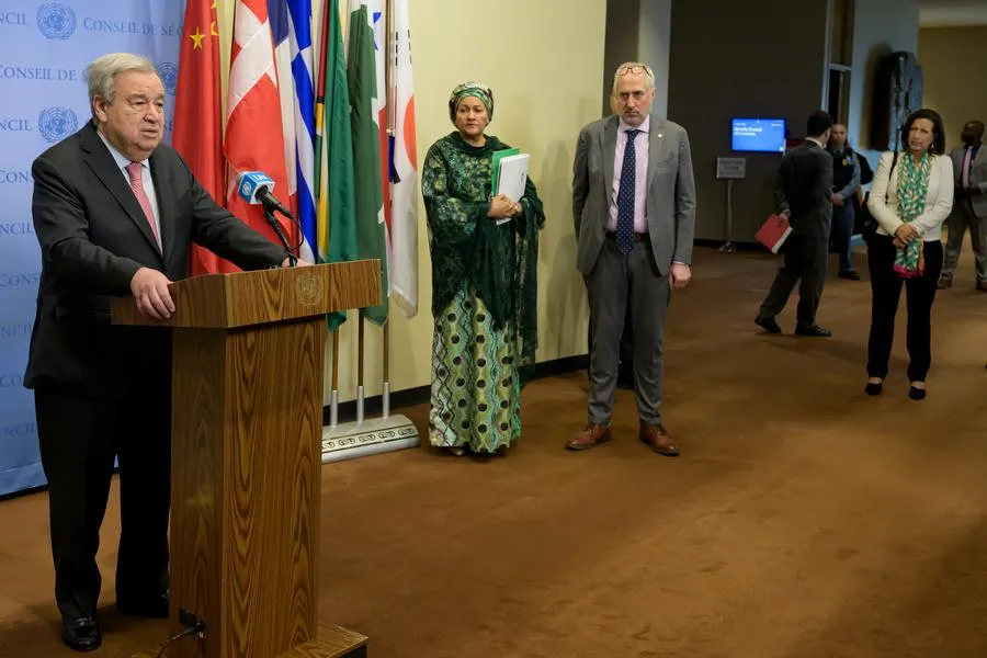 Tổng thư ký LHQ Antonio Guterres (trái) tại một cuộc họp báo tại trụ sở Liên hợp quốc ở New York, Mỹ vào tháng 2-2025. Ảnh: THX AN.jpeg