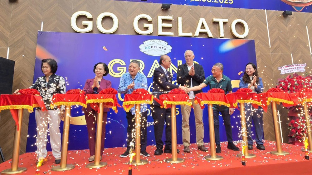 GOGELATO餐厅开张仪式。