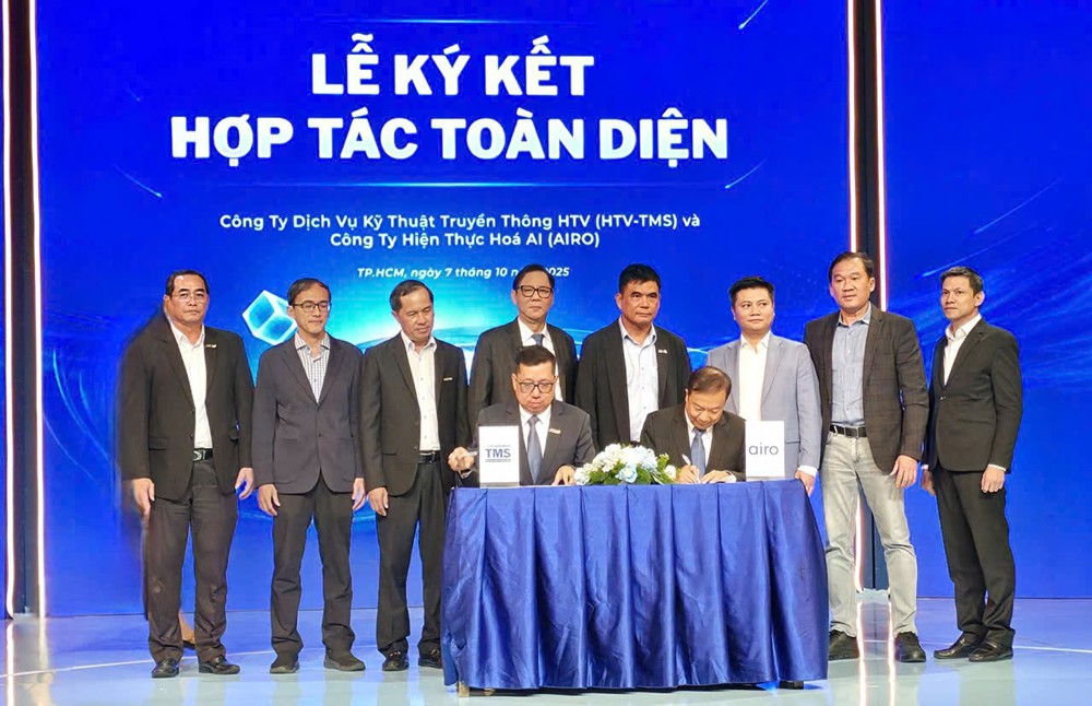 AIRO公司与市电视台技术传播服务公司签约。