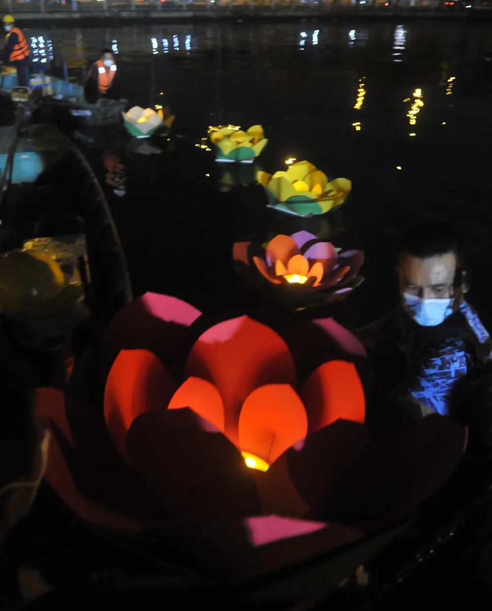 Lời nguyện cầu dành cho người đi xa ảnh 7