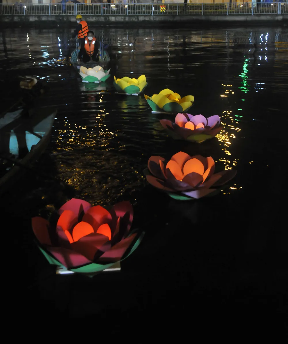 Lời nguyện cầu dành cho người đi xa ảnh 8