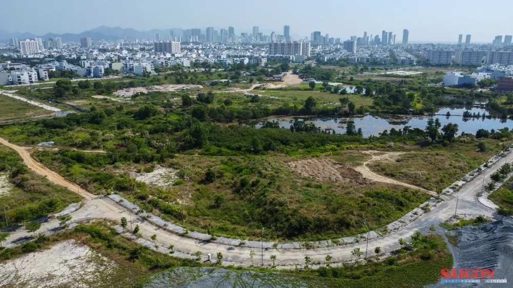 Một góc TP Nha Trang, tỉnh Khánh Hòa. Ảnh: HIẾU GIANG dasua-0668.jpg