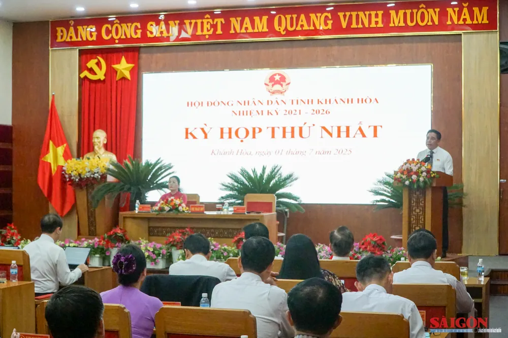 Quang cảnh kỳ họp. Ảnh: HIẾU GIANG dasua-00197.jpg