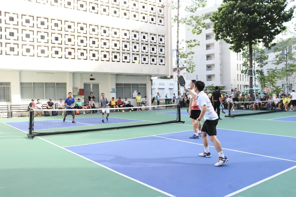 Thi đấu môn Pickleball tại hội thao z6874601446696_4f93a99f15a24bfbea83d545f7953f41.jpg