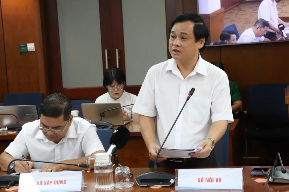 Ông Phạm Thành Nhân thông tin tại họp báo z6930352725159_7d51b6e3eeb668a2dc53a5b8553cd762.jpg