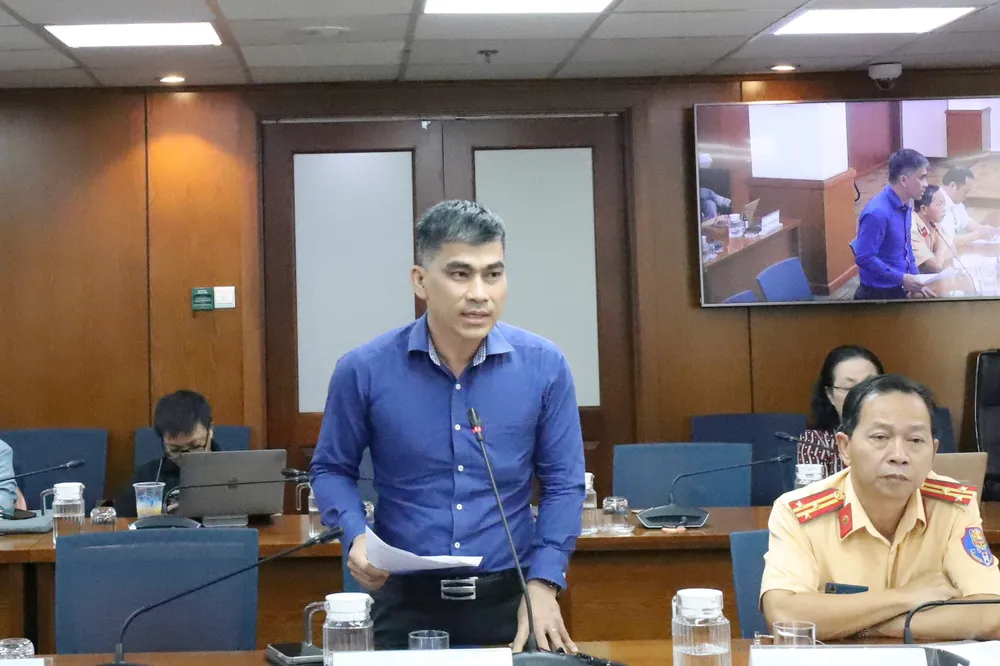 Ông Nguyễn Quốc Vinh thông tin tại họp báo z6953876517621_5a813d7194cd7bc9c9793164db68866f.jpg