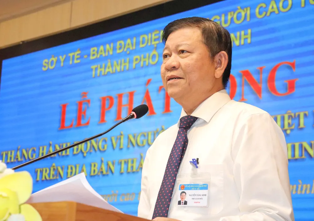 សមមិត្ត Nguyen Tang Minh ថ្លែងមតិក្នុងពិធីសម្ពោធ។ z7077578287045_b48d4c3c1fffd8e905ef61d5f0edb9d2.jpg