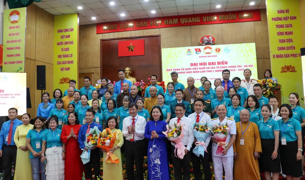 Ra mắt ủy viên của Ủy ban MTTQ Việt Nam phường Hiệp Bình nhiệm kỳ 2025-2030 z7136178327572_5451a613a959880a3baba775ce640091.jpg