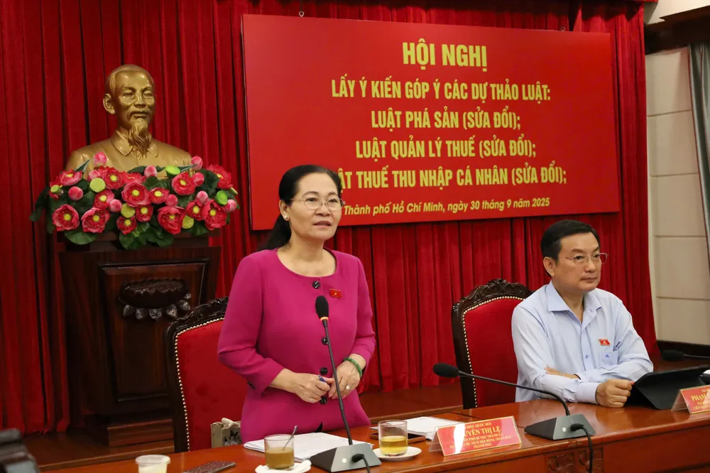 Đồng chí Nguyễn Thị Lệ và đồng chí Phạm Trọng Nhân chủ trì hội nghị 6dc1326c8a8d00d3599c.jpg