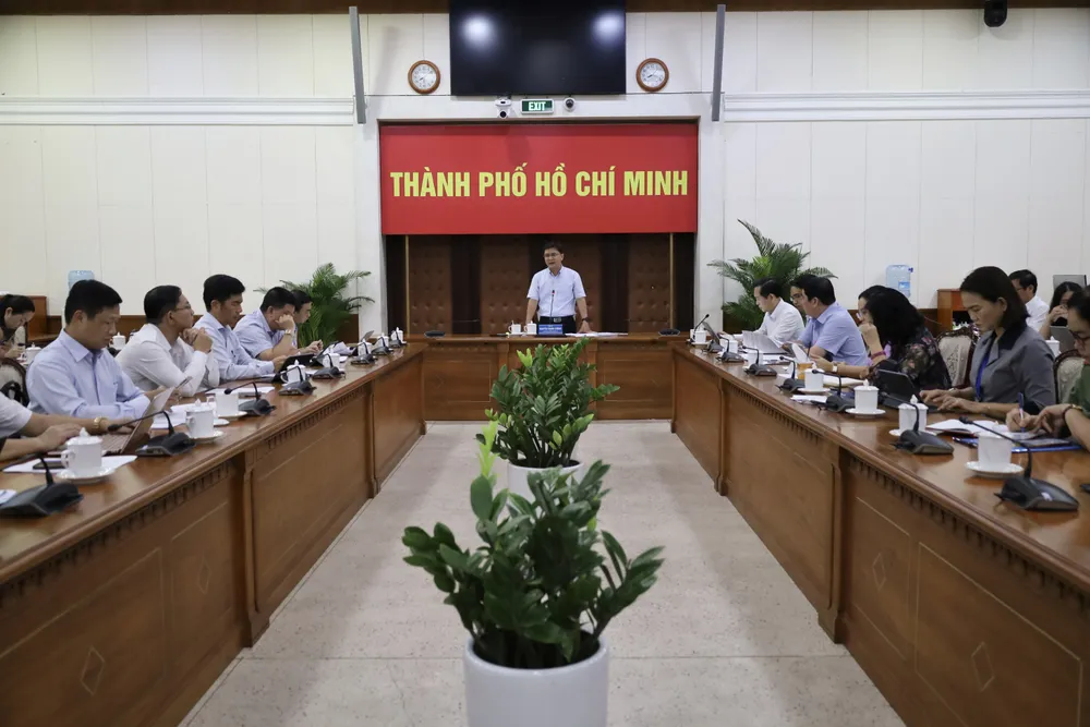 Đồng chí Nguyễn Mạnh Cường chủ trì phiên họp IMG_0758.jpeg