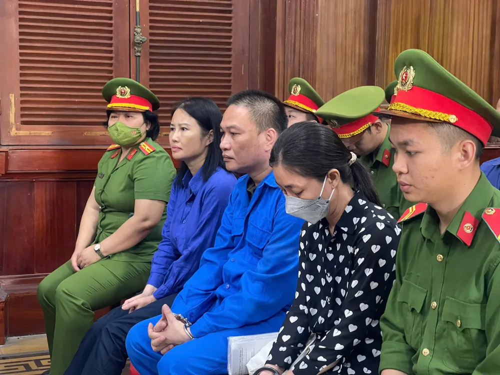 Vụ án đấu thầu liên quan AIC: Các bị cáo nhận trách nhiệm, xin khoan hồng