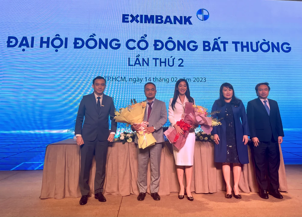 Các thành viên trong HĐQT mới của Eximbank. Ảnh: HẠNH NHUNG