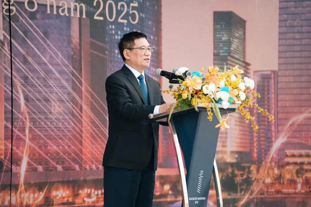 Phó Thủ tướng Chính phủ Hồ Đức Phớc phát biểu tại Lễ khánh thành và ra mắt Tòa tháp Saigon Marina International Financial Centre TTTC Ho Duc Phoc.jpg
