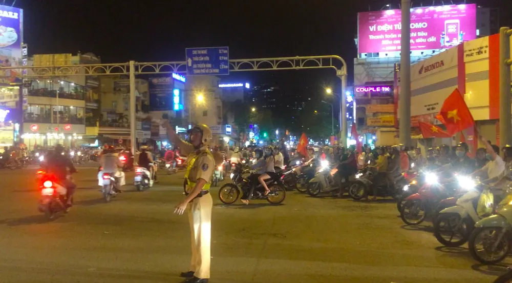 Xử lý nhiều trường hợp vi phạm giao thông tại TPHCM sau trận đấu lịch sử của U23 Việt Nam ảnh 1