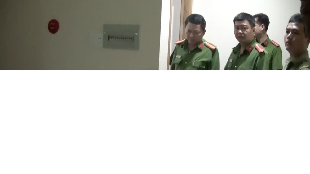 Đột kích nhiều khách sạn, phát hiện nhiều nam nữ “phê” ma túy ảnh 5