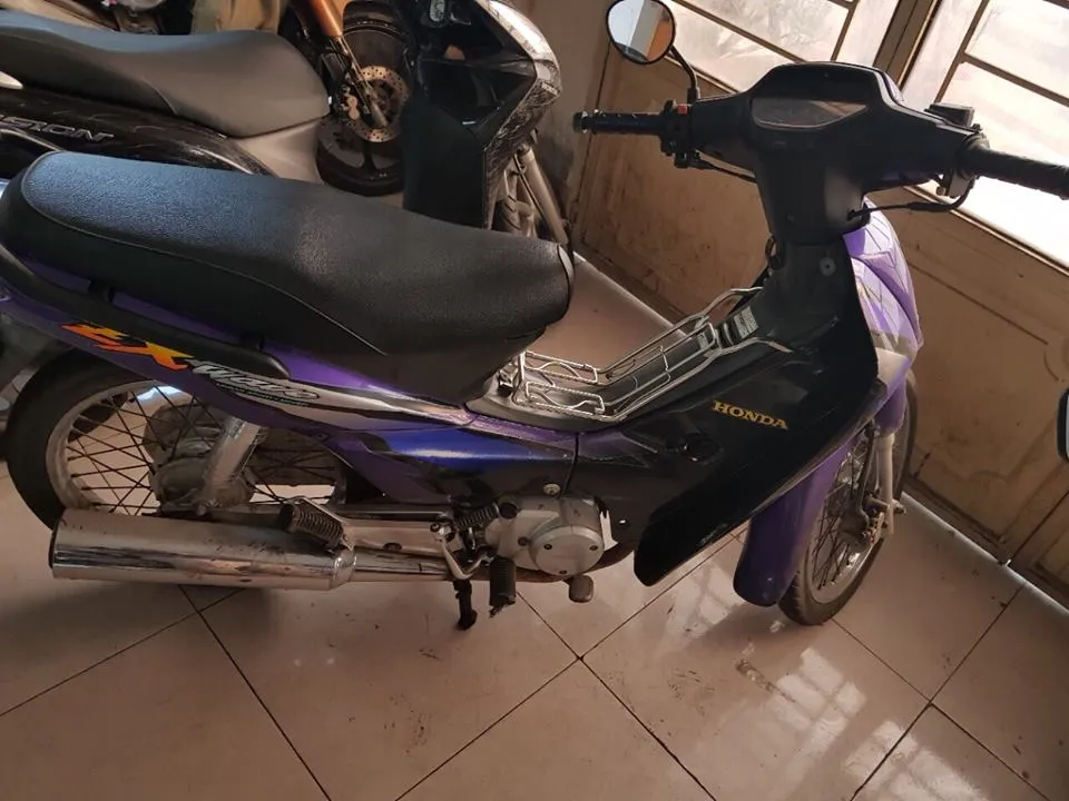 Đặc nhiệm TPHCM truy đuổi đạp ngã xe máy bắt kẻ cướp ở TPHCM ảnh 2