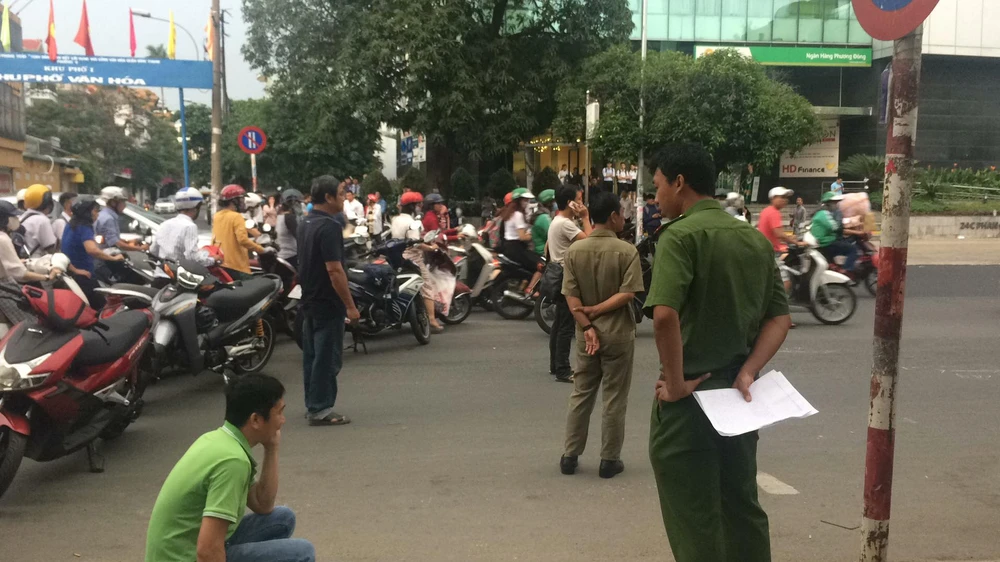 Người đàn ông giết người sau va chạm giao thông đầu thú ảnh 1 Người đàn ông giết người sau va chạm giao thông đầu thú ảnh 1